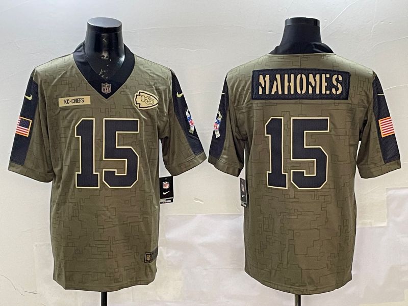Men Kansas City Chiefs 15 Mahomes Green 2025 Nike Salute to Service Limited NFL Jersey style 1
